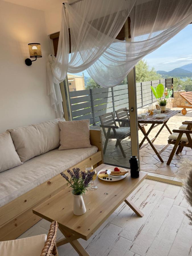 En Lefko Boutique Apartments Nikiána Eksteriør bilde